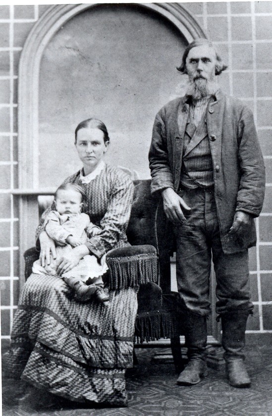 George and Susan (Wilson) Gibbens with daughter Mary Elizabeth